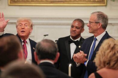 «Ще не час для санкцій, а Tomahawk потрібні нам самим»: Трамп після розмови з Путіним зробив нові заяви (відео)