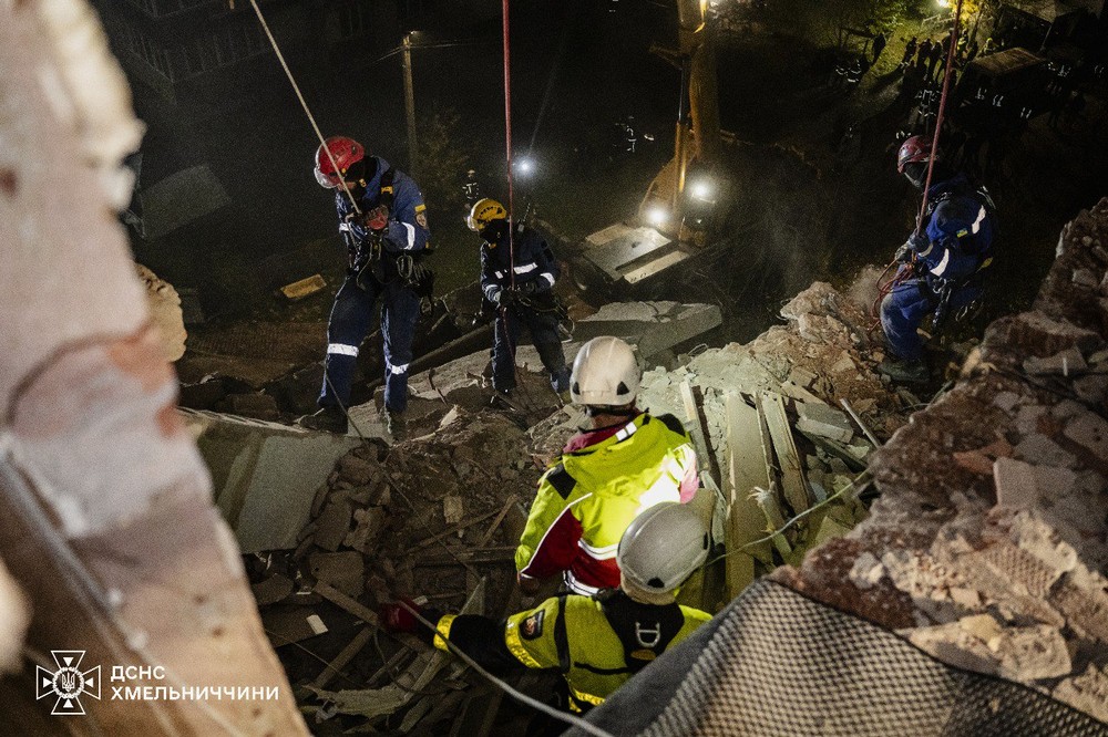 photo 2025 10 29 09 16 41 Фото і відео з місця події у Хмельницькому