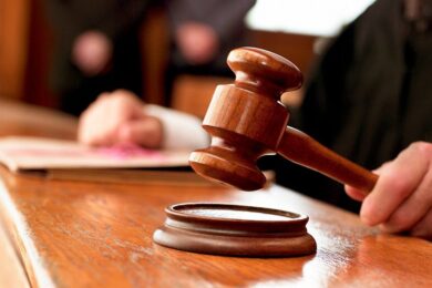 Змінила групу інвалідності у своїх документах, щоб син уникнув призову – засудили жінку на Рівненщині
