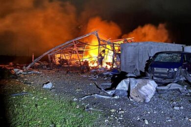 Масована нічна повітряна атака 7 листопада: удари по енергетиці, сталися масштабні пожежі – все, що відомо (фото, відео)