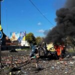 Відео моменту: ворожі дрони атакували ринок у Чорноморську – є загиблі і багато поранених