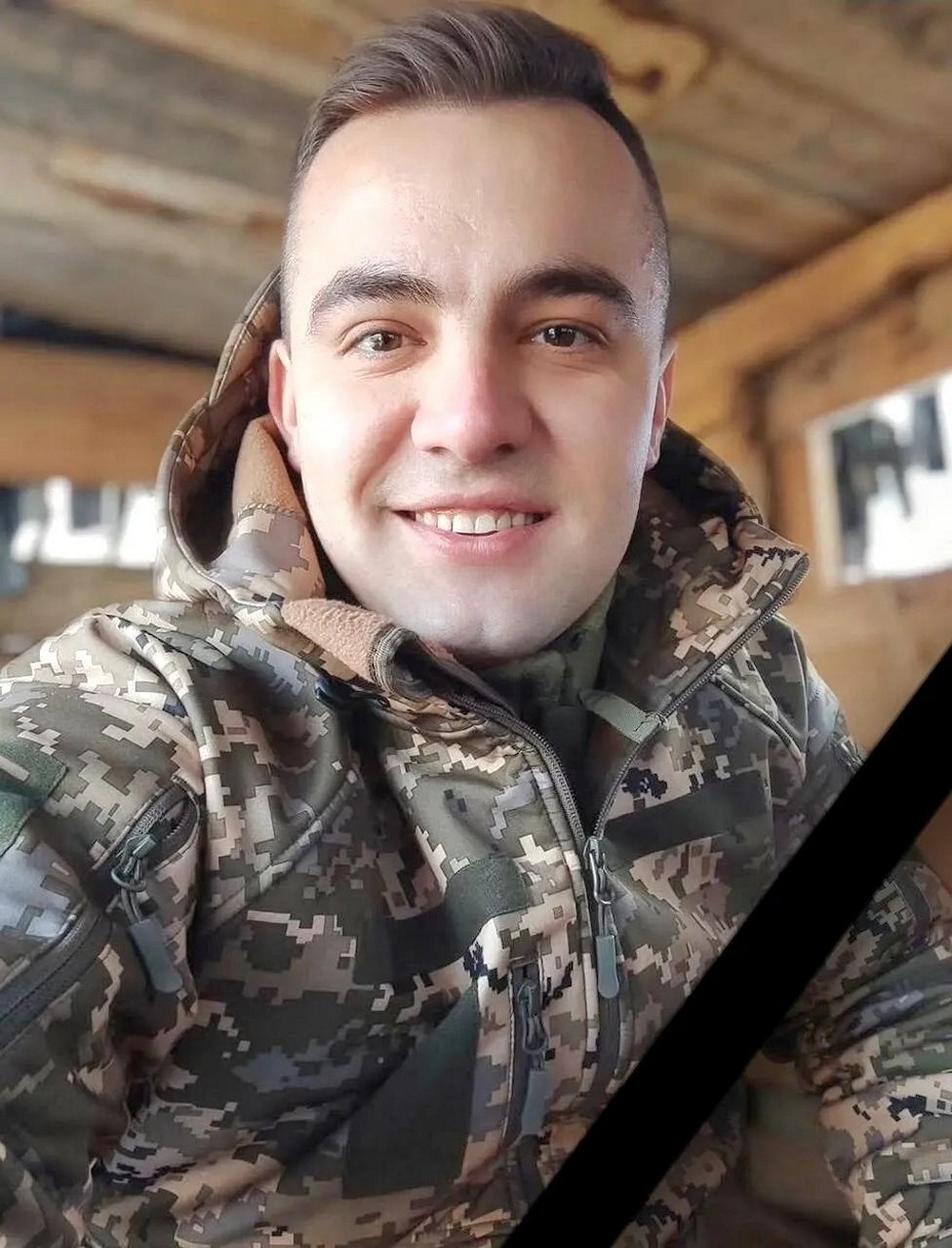 Став відомим завдяки жартівливим відео про службу - на фронті загинув захисник з Дніпропетровщини Максим Тимощук Став відомим завдяки жартівливим відео про службу - на фронті загинув захисник з Дніпропетровщини Максим Тимощук