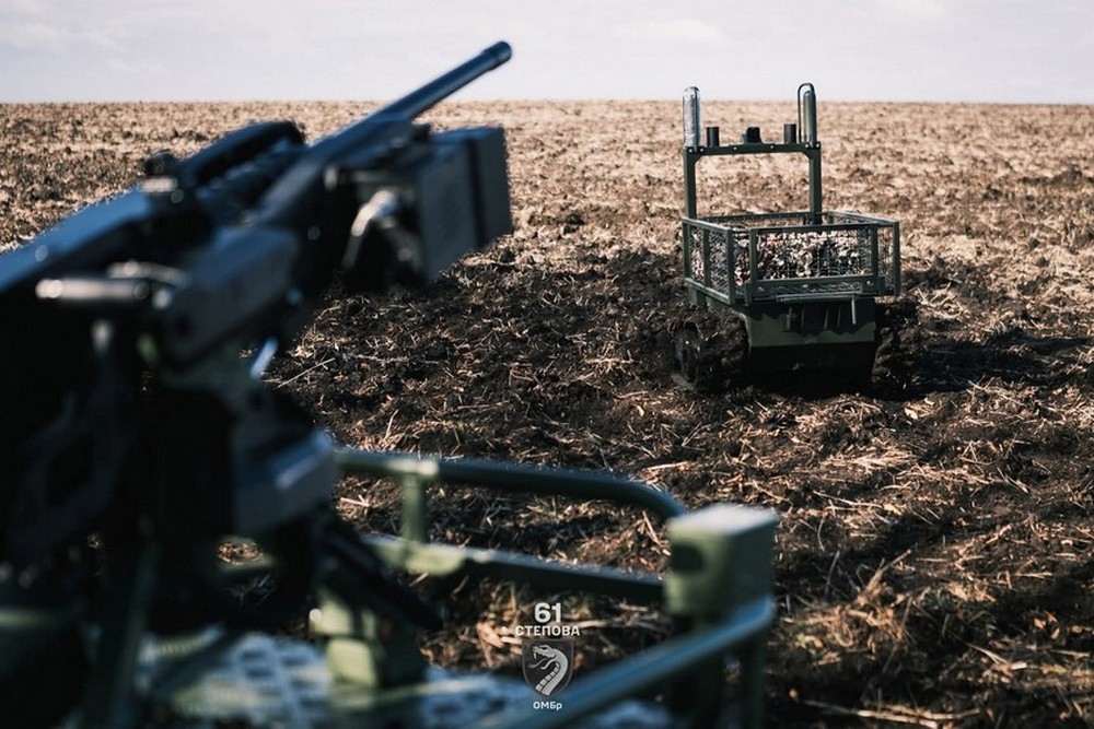 Обстановка на фронті 7 листопада: ворог просунувся на Харківщині і Донеччині, втратив 1170 солдатів за добу 1 Обстановка на фронті 7 листопада: ворог просунувся на Харківщині і Донеччині, втратив 1170 солдатів за добу
