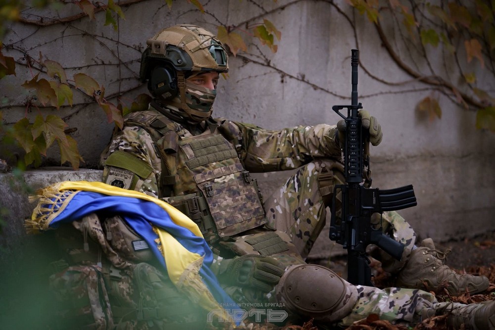 Обстановка на фронті 10 листопада: тільки на Покровському напрямку зупинили майже 100 атак за добу 1 Ситуація на фронті 10 листопада: тільки на Покровському напрямку майже 100 боєзіткнень за добу