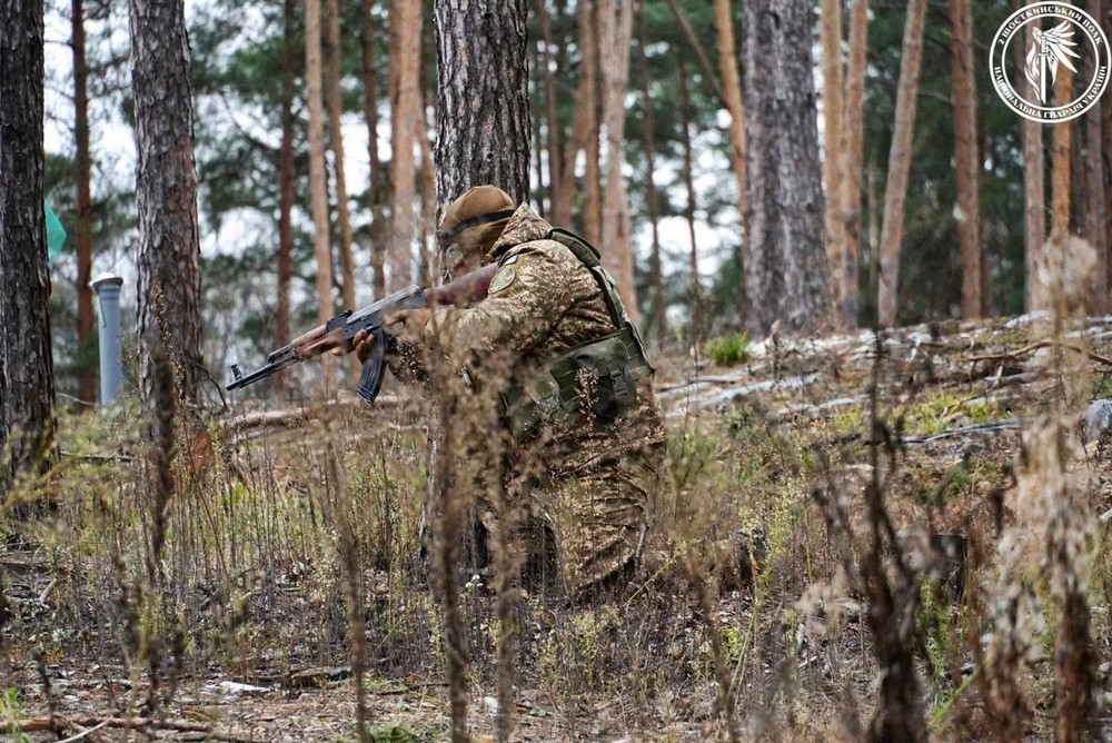 Обстановка на фронті 22 листопада: ворог просунувся на Запоріжжі і в Покровську, втратив 1 170 солдатів за добу