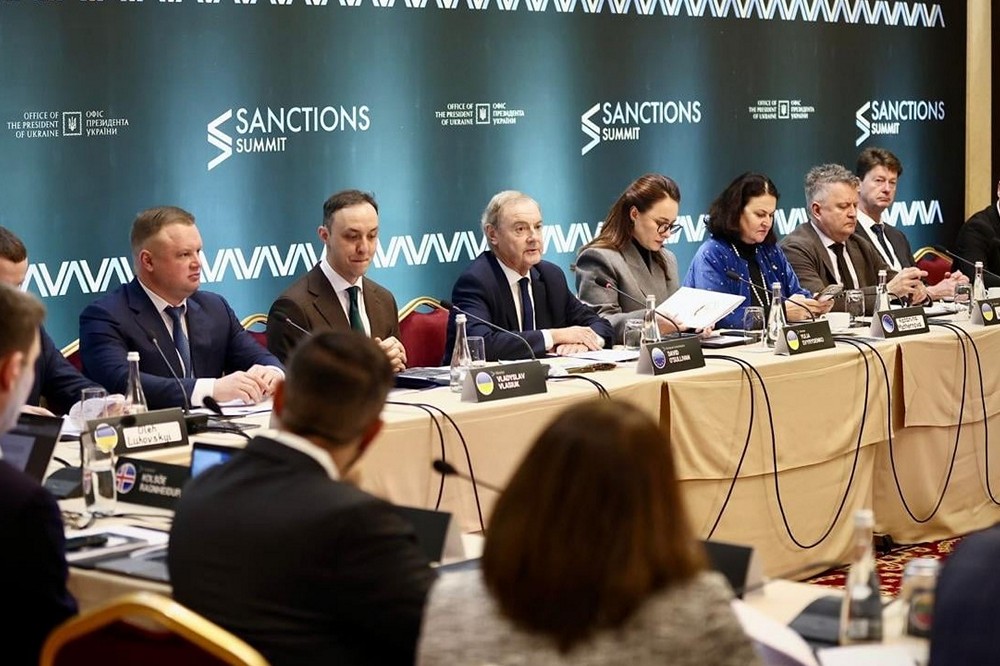 У Києві розпочав роботу перший Санкційний саміт У Києві розпочав роботу перший Санкційний саміт