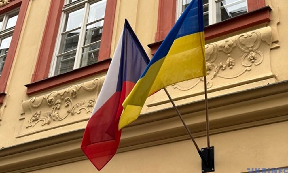 Чехія, ймовірно, скасує військову допомогу Україні – Politico