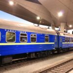 Через атаку на залізницю на сході України змінюють рух та затримуються потяги – деталі