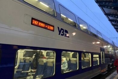 «Укрзалізниця» вперше придбає двоповерхові пасажирські вагони