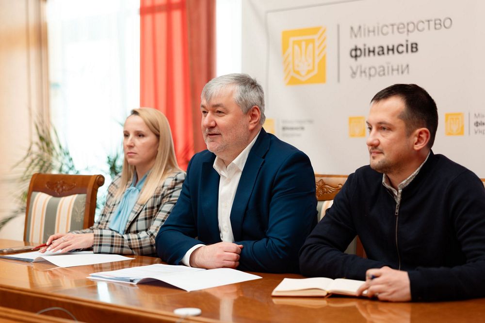 «Укрзалізниця» вперше придбає двоповерхові пасажирські вагони