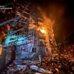 Нічна повітряна атака 17 листопада: удари по енергетиці, кораблям і будинкам, є загиблі і багато поранених, затримуються потяги – все, що відомо (фото, відео) 6 Нічна повітряна атака 17 листопада: