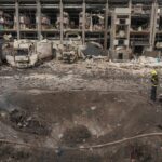 Масована нічна повітряна атака 25 листопада: загиблі, багато поранених, удари по енергетиці, портам, хабу мережі супермаркетів – все, що відомо