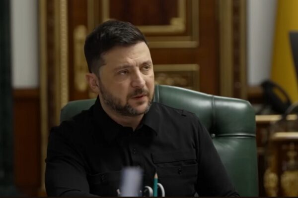 "Найголовніше - зберегти особовий склад" - Зеленський заявив, що командири не повинні боятися доповідати про втрату позицій на фронті