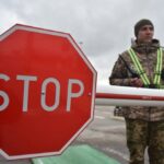 Увага! Тимчасово припинено пропускні операції на кордоні України