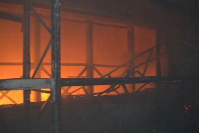 Масована нічна повітряна атака 3 листопада: удари по супермаркету і енергетиці, є жертви – все, що відомо (фото, відео)