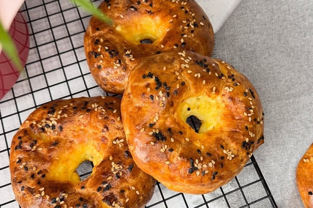 Рецепт дня: «Бейгли на сирному тісті»