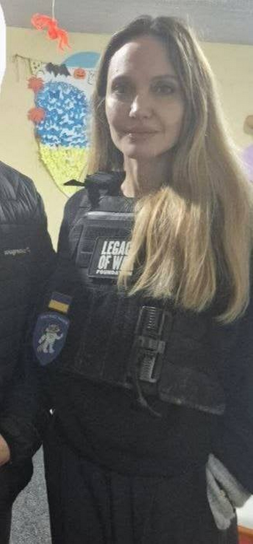Повідомляють, що Анджеліна Джолі відвідала Херсон – що про це відомо (фото)
