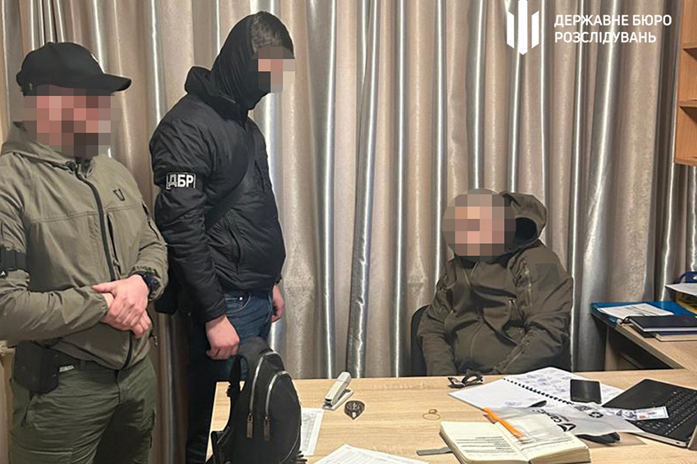 dbr vikrilo posadovcya odeskoi vijskovoi akademii na vimaganni groshej u kursantiv 2