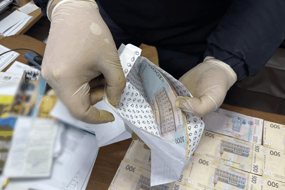 Під час обшуків було знайдено понад 2 млн грн готівкою – у Держпраці викрили системну корупцію 1 Під час обшуків було знайдено понад 2 млн грн готівкою – у Держпраці викрили системну корупцію