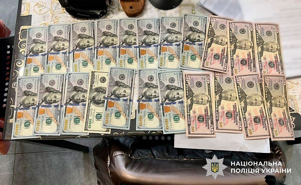 Переправляв військовозобов’язаних через кордон - викрито підполковника Міноборони Переправляв військовозобов’язаних через кордон - викрито підполковника Міноборони