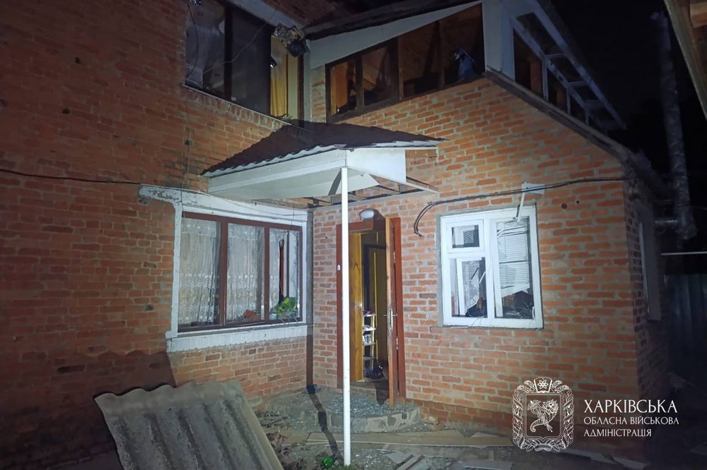 Шестеро постраждалих, серед них дитина, і тисячі людей без світла: ворог атакував Харківщину (фото) Шестеро постраждалих, серед них дитина, і тисячі людей без світла: ворог атакував Харківщину (фото)