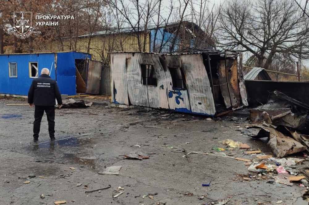 Нічна повітряна атака 12 листопада: удари по енергетиці і транспортній інфраструктурі, є жертви – все, що відомо (фото, відео)