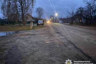 За кермом мотоциклу і авто були 16-річні водії: сталася ДТП на Рівненщині