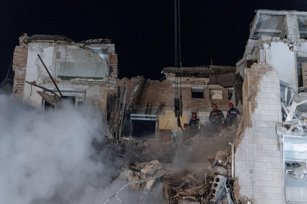 Ракетний удар по Тернополю: люди від жаху стрибали з вікон, багато зниклих безвісти – що відомо станом на ранок 20 листопада (фото, відео) Ракетний удар по Тернополю: люди від жаху стрибали з вікон, багато зниклих безвісти – що відомо станом на ранок 20 листопада (фото, відео)