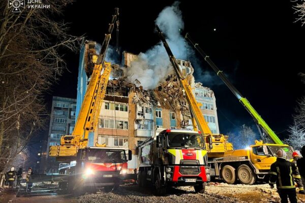 Ракетний удар по Тернополю: люди від жаху стрибали з вікон, багато зниклих безвісти – що відомо станом на ранок 20 листопада (фото, відео)
