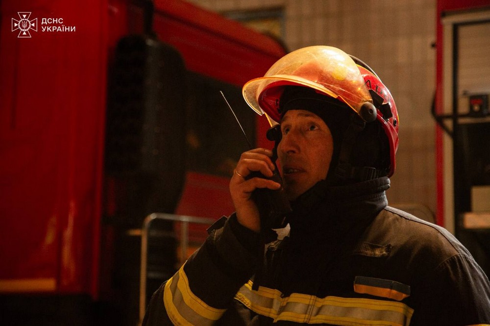 photo 2025 11 20 07 09 29 (2) Ракетний удар по Тернополю: люди від жаху стрибали з вікон, багато зниклих безвісти – що відомо станом на ранок 20 листопада (фото, відео)