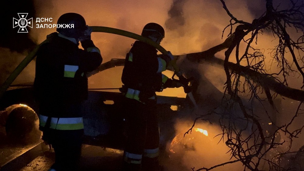 photo 2025 11 21 00 09 18 (3) Ворог вдарив по Запоріжжю: фото, відео