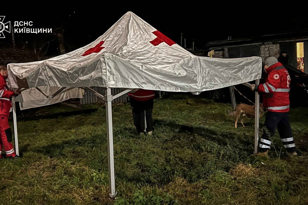 Фото наслідків ворожих атак на Київ і область