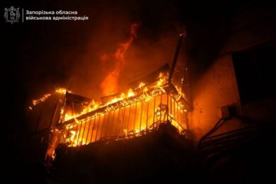 Близько 20 поранених, сльози і нові руйнування – ворог масовано атакував Запоріжжя (фото, відео)