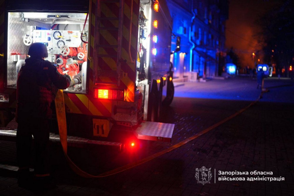 photo 2025 11 26 00 00 24 Близько 20 поранених, сльози і нові руйнування – ворог масовано атакував Запоріжжя (фото, відео)