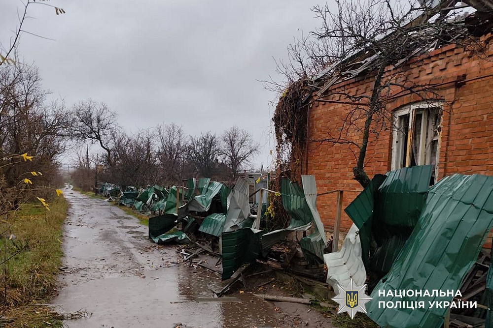 Є постраждалі, пошкоджено заклад освіти, майстерню – ворог обстріляв 6 населених пунктів Донеччини