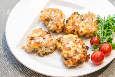 Рецепт дня: «Рублені котлети з курячого мʼяса та цибулі» 21 Рецепт дня: «Рублені котлети з