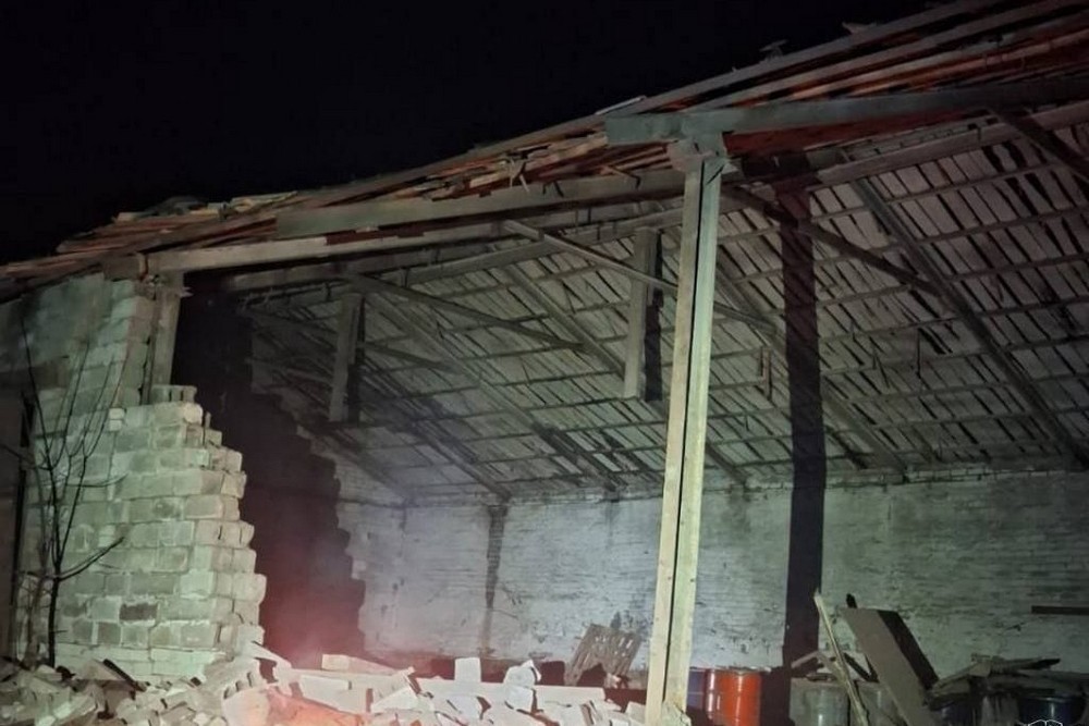 Нічна повітряна атака 3 грудня: удари по енергетиці у 4 областях, є загиблі і постраждалі – все, що відомо (фото) 1 Нічна повітряна атака 3 грудня: удари по енергетиці у 4 областях, є загиблі і постраждалі – все, що відомо (фото)