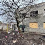 Є загиблі і поранений, пошкоджено медичний та навчальний заклади – наслідки обстрілів Херсонщини