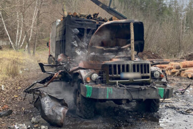 Окупанти ударом по вантажівці вбили двох чоловіків в Ізюмі