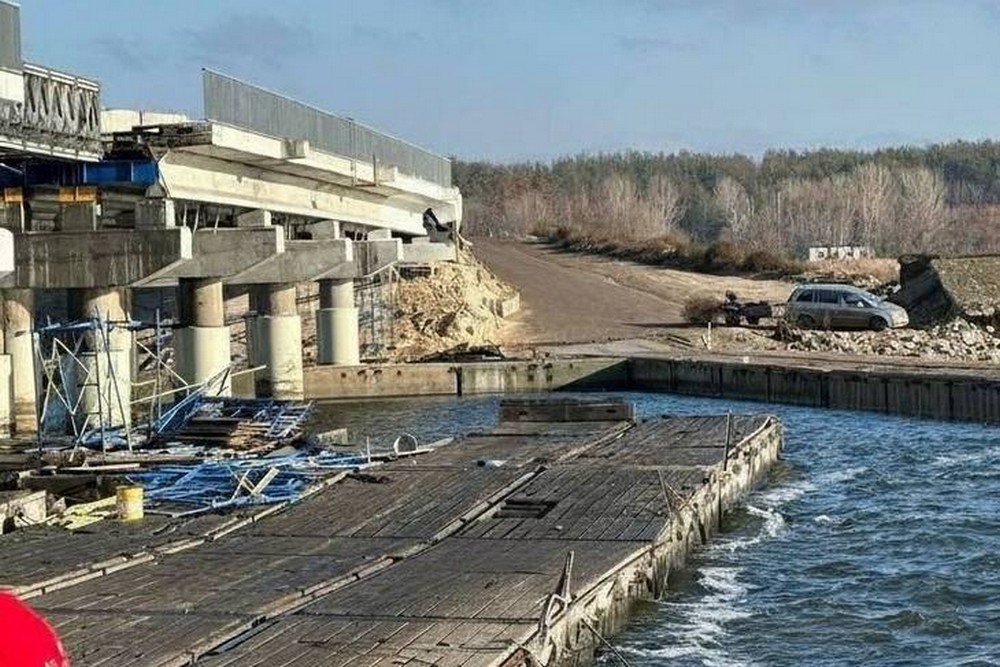 Окупанти вдарили по греблі Печенізького водосховища: мешканців просять зберігати спокій 1 Окупанти вдарили по греблі Печенізького водосховища: мешканців просять зберігати спокій