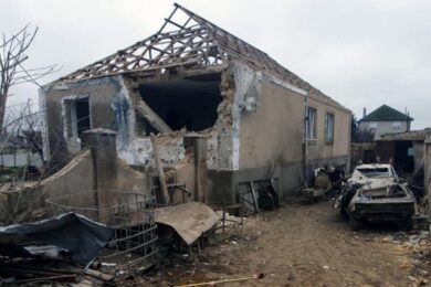 14 поранених, 119 понівечених будинків, розбито школу, лікарню, магазин, АЗС – ворог жорстоко обстріляв Херсонщину (фото)