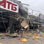 Серед постраждалих дитина, двоє рятувальників і поліцейський, пошкоджено АТБ – ворог вдарив по Запоріжжю