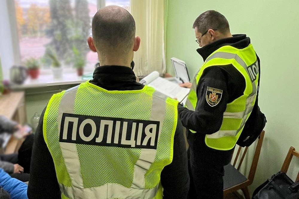 Чоловік жорстоко вбив дружину і 9-річну доньку: соцслужба не реагувала на проблеми у родині на Житомирщині довгий час