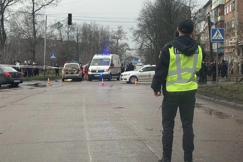 Жінку травмовано, дитина загинула – жахлива ДТП у Прилуках за участі поліцейських (фото) Жінку травмовано, дитина загинула – жахлива ДТП у Прилуках за участі поліцейських (фото)