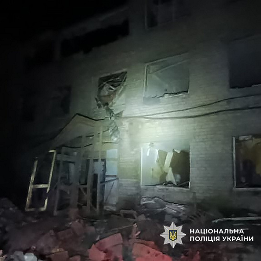 Є загиблий і 4 поранених, пошкоджено відділення пошти, заклад освіти – ворог обстріляв 10 населених пунктів Донеччини Є загиблий і 4 поранених, пошкоджено відділення пошти, заклад освіти – ворог обстріляв 10 населених пунктів Донеччини