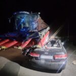 Автівка влетіла під комбайн: смертельна ДТП на Ніжинщині, постраждала дитина