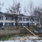 Троє вбитих і четверо поранених, зруйновано будинок молитви, адмінбудівлю, багатоповерхівки: наслідки обстрілів на Донеччині (фото)