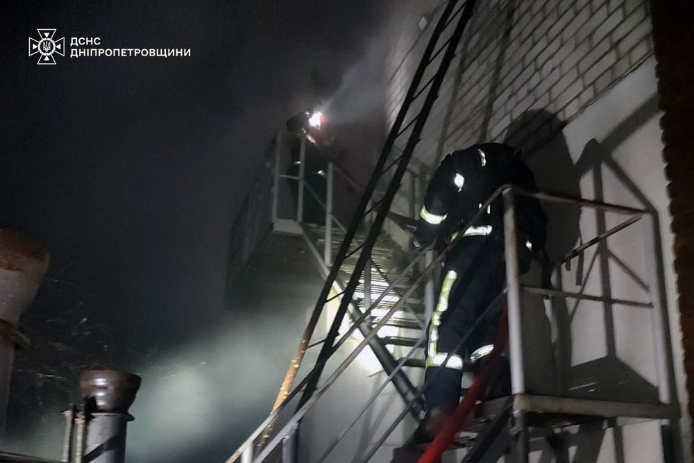 Нічна повітряна атака 12 грудня: безперервно гатили по шахті 6 годин, удари по енергетиці, є жертви – все, що відомо (фото) Нічна повітряна атака 12 грудня: безперервно гатили по шахті 6 годин, удари по енергетиці, є жертви – все, що відомо (фото)