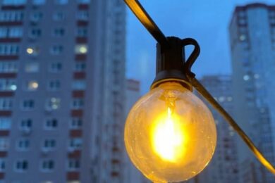 В кількох регіонах України аварійні відключення світла 9 грудня