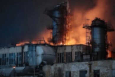 Ворог вдарив по Херсонській ТЕЦ, яка забезпечувала теплом десятки тисяч квартир